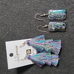 -2 Pairs of Earrings